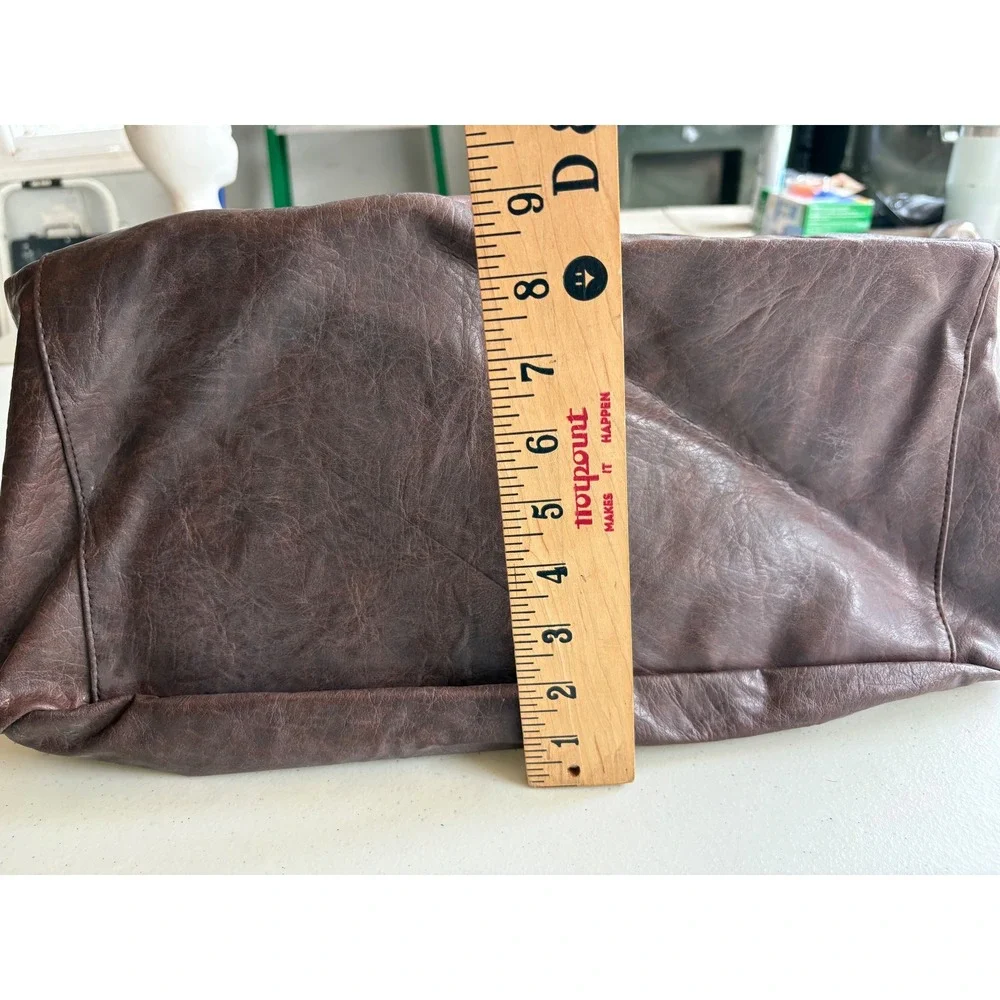 TR Bentley Vintage Brown Leather Duffel Bag Travel Weekender NWT